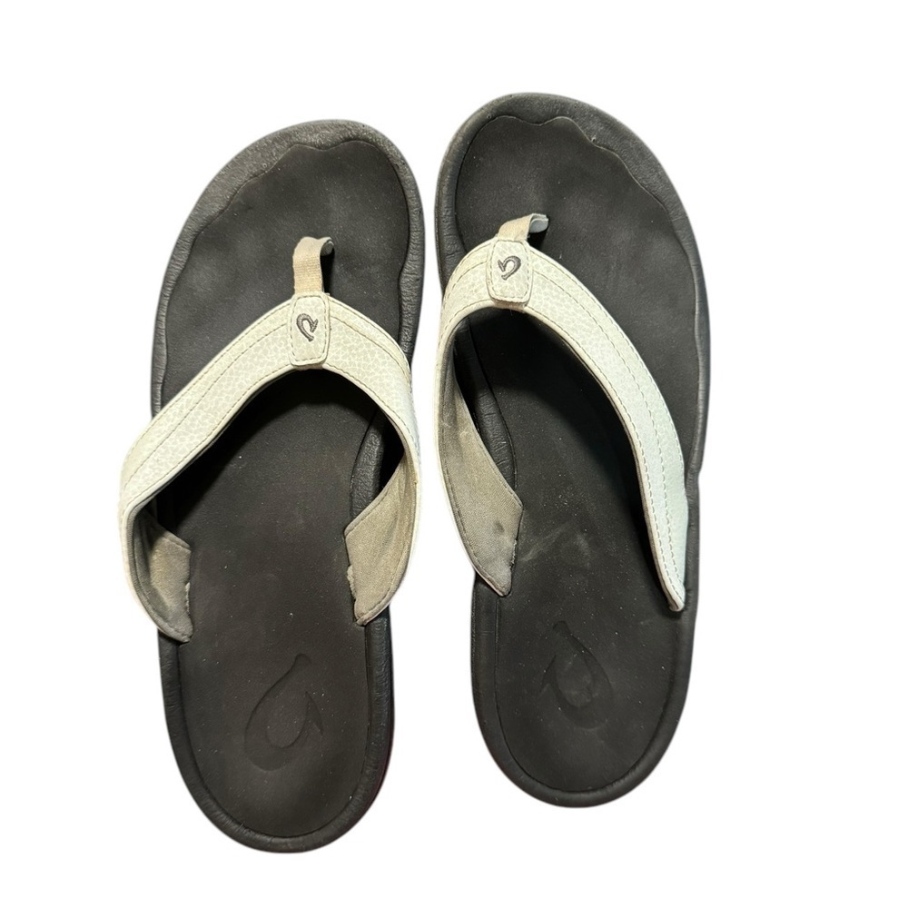 OLUKAI Women’s Size 8 Flip Flops Sandals Thongs White Black Beach Vacation - Picture 6 of 9